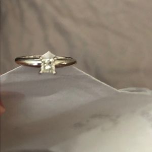 14 k white gold princess cut .29 diamond ring